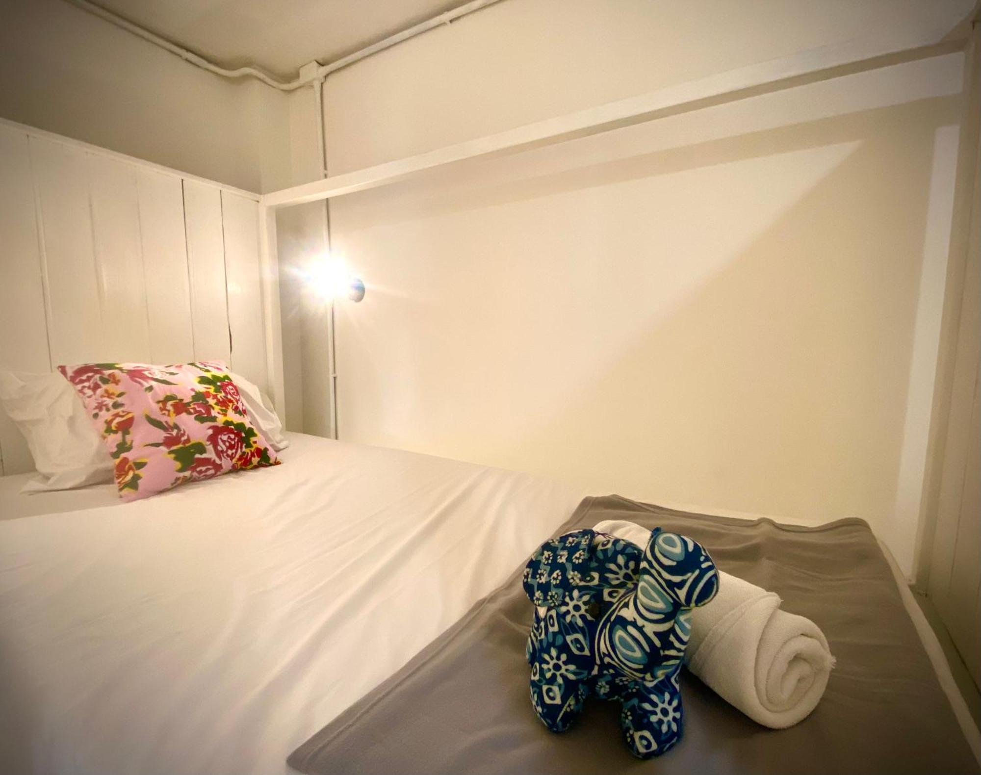 Chiza Hostel Chiangmai Chiang Mai Bagian luar foto